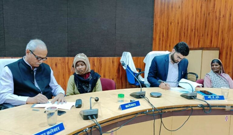 जनसुनवाई में प्राप्त हुए 131 आवेदन – मण्‍डला