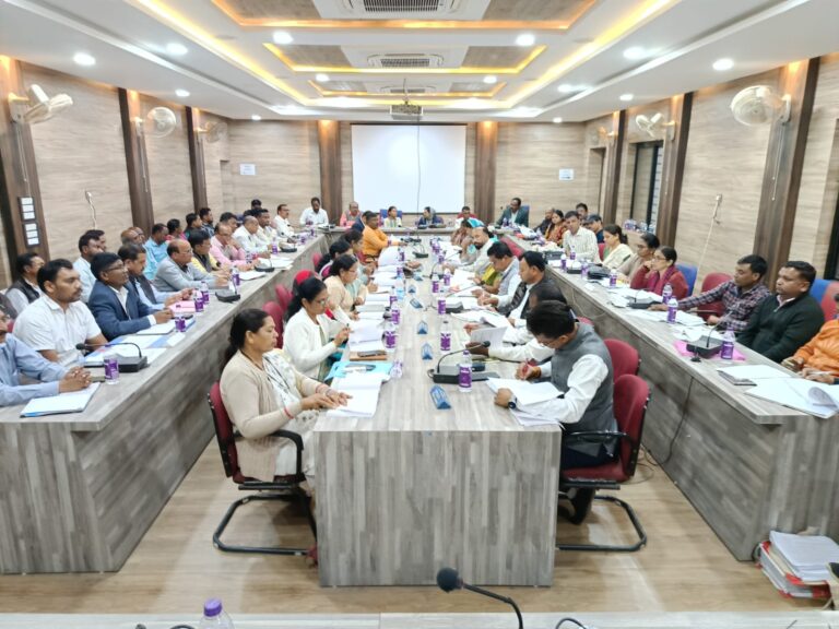 जनप्रतिनिधि और अधिकारियों में समन्वय आवश्यक – संजय कुशराम – मण्‍डला