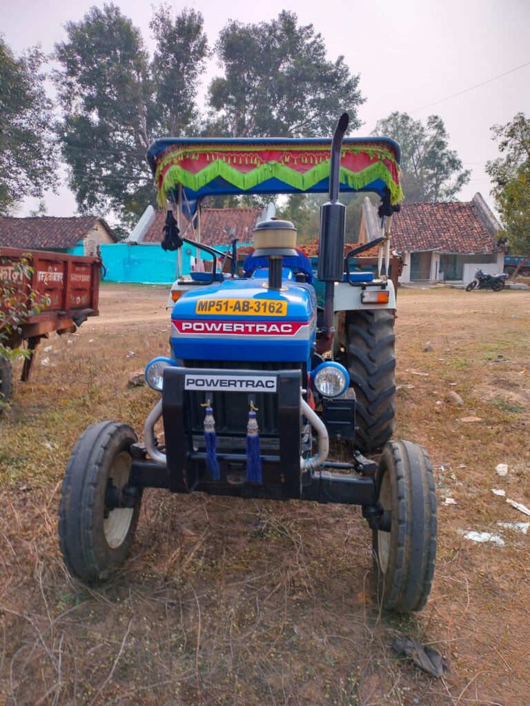 रेत एवं मुरूम के अवैध कार्य में संलिप्त 2 वाहन जब्त – मण्‍डला