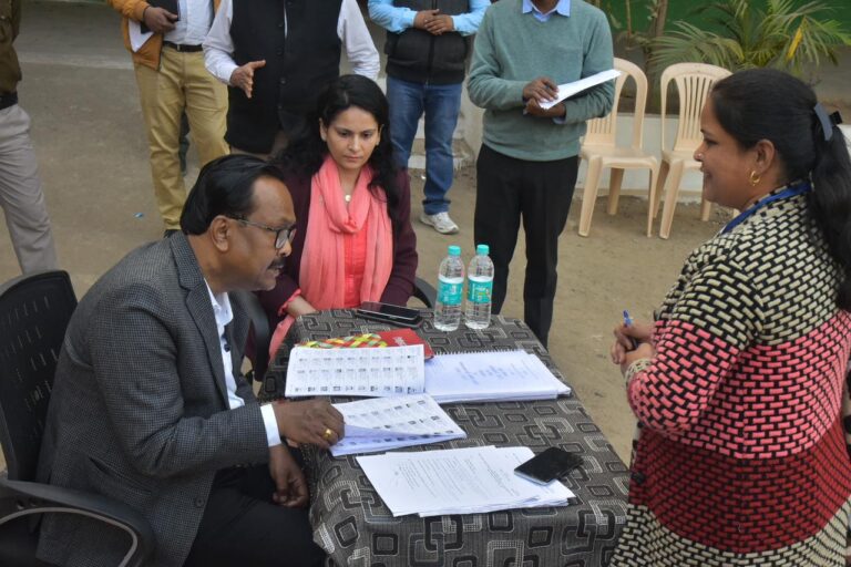 मतदाता सूची शुद्ध तथा त्रुटिरहित बनाएं – आयुक्त श्री वर्मा