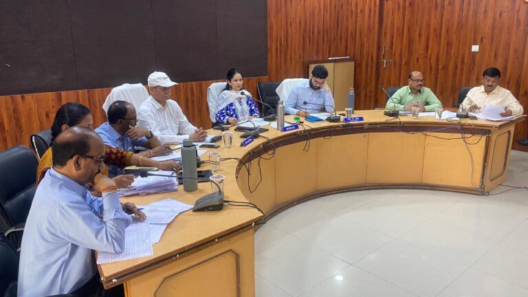 मतदान केन्द्रों में मूलभूत सुविधाओं की उपलब्धता सुनिश्चित करें – डॉ. सिडाना