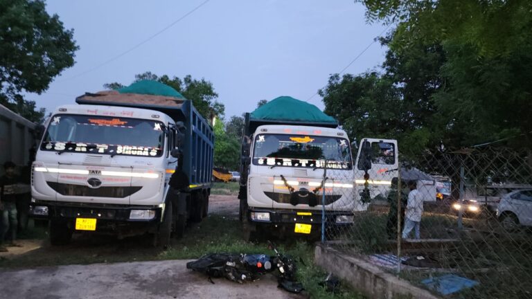 तीन ओव्हरलोड डम्फर जप्त (मण्‍डला समाचार)