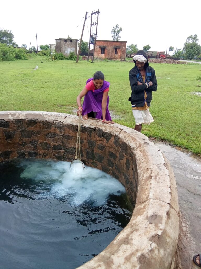 बिछिया के 25 कुओं में किया क्लोरीनेशन
