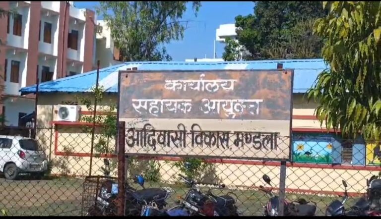 उच्च पद प्रभार प्राप्त बीईओ की नही हुई ज्वाईनिंग